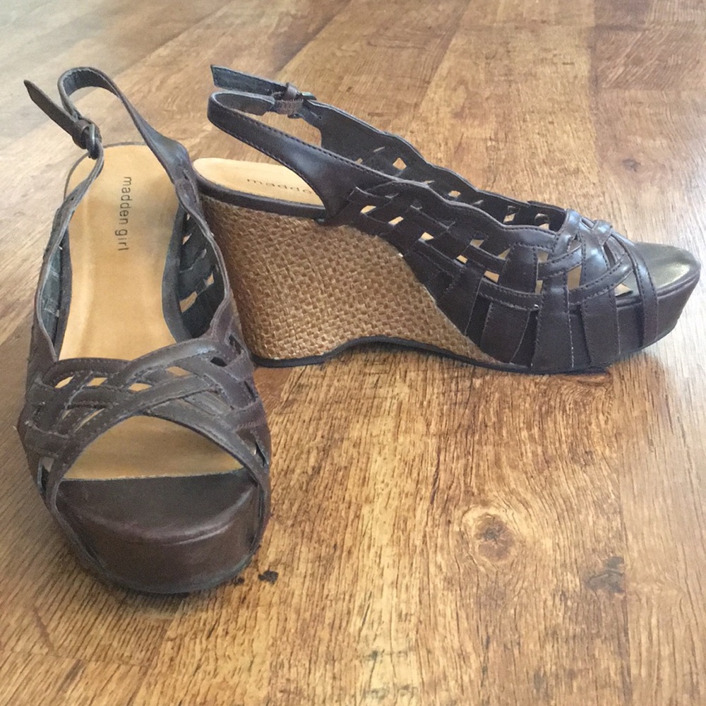 Madden Girl brown Espadrilles